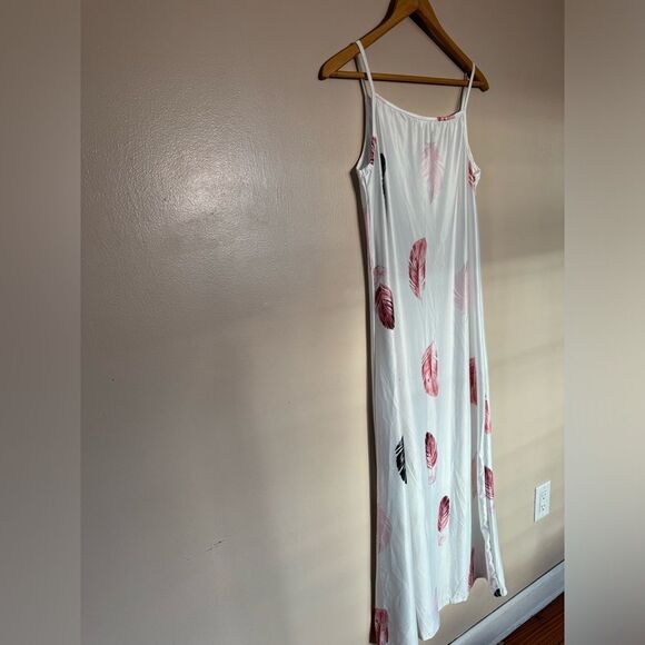 White Unbranded Feather Pattern Slipdress/Nightgown Size S - Picture 4 of 6